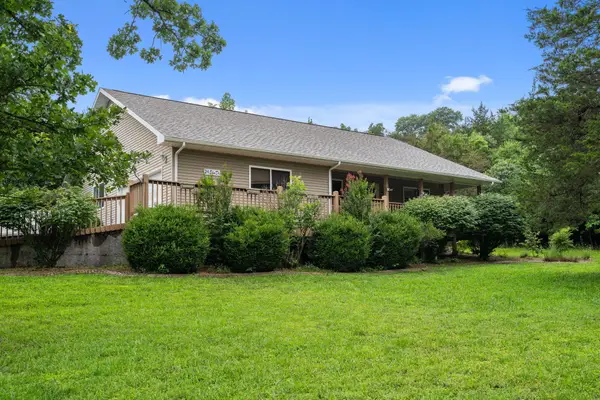 24 Elm Drive, Kimberling City, MO 65686