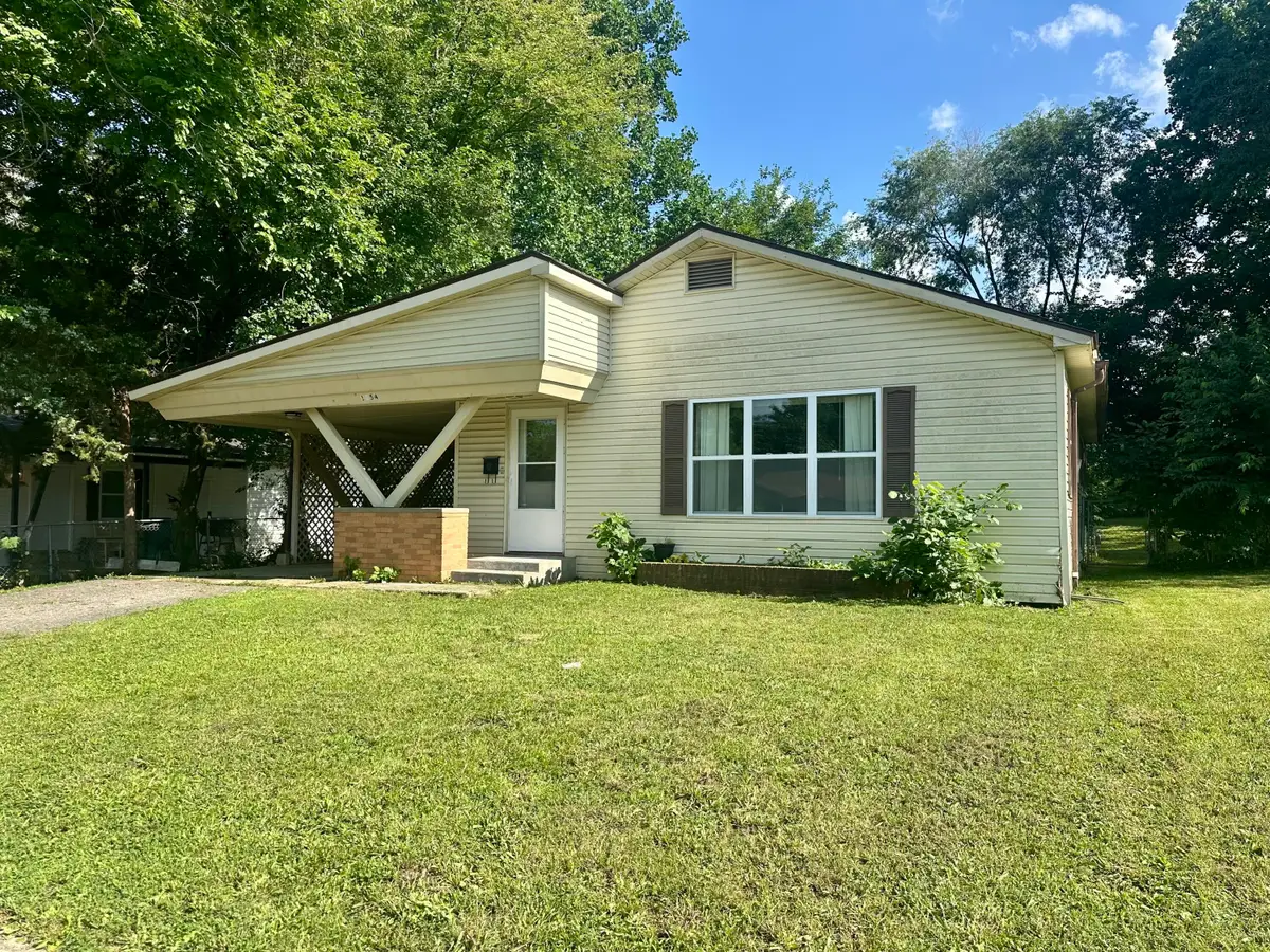 1054 W 6th Street, West Plains, MO 65775 - #1