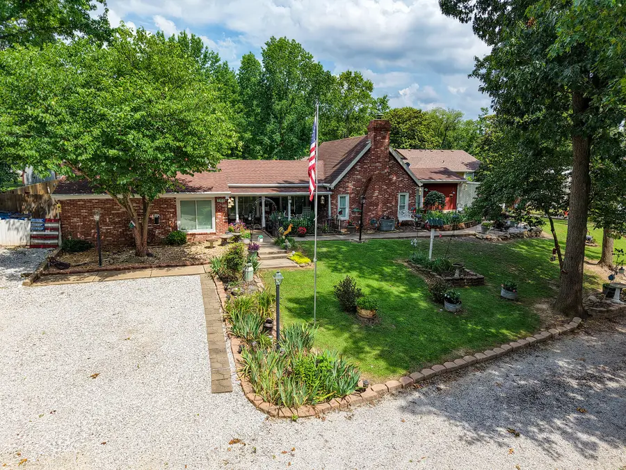 701 Spears Avenue, Crane, MO 65633 - #2