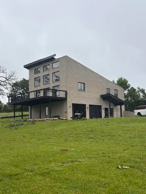 893 Jenkins Road, Sparta, MO 65753