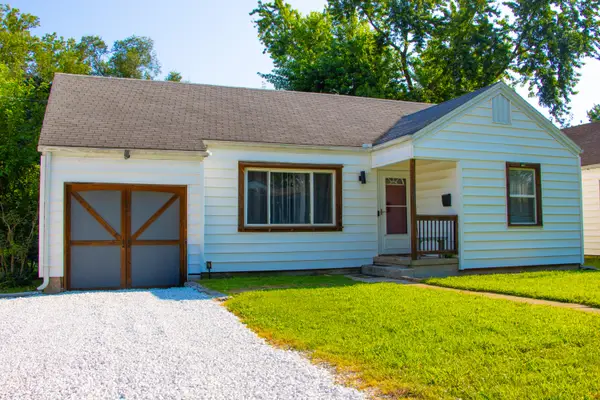 2407 W Lincoln Street, Springfield, MO 65806