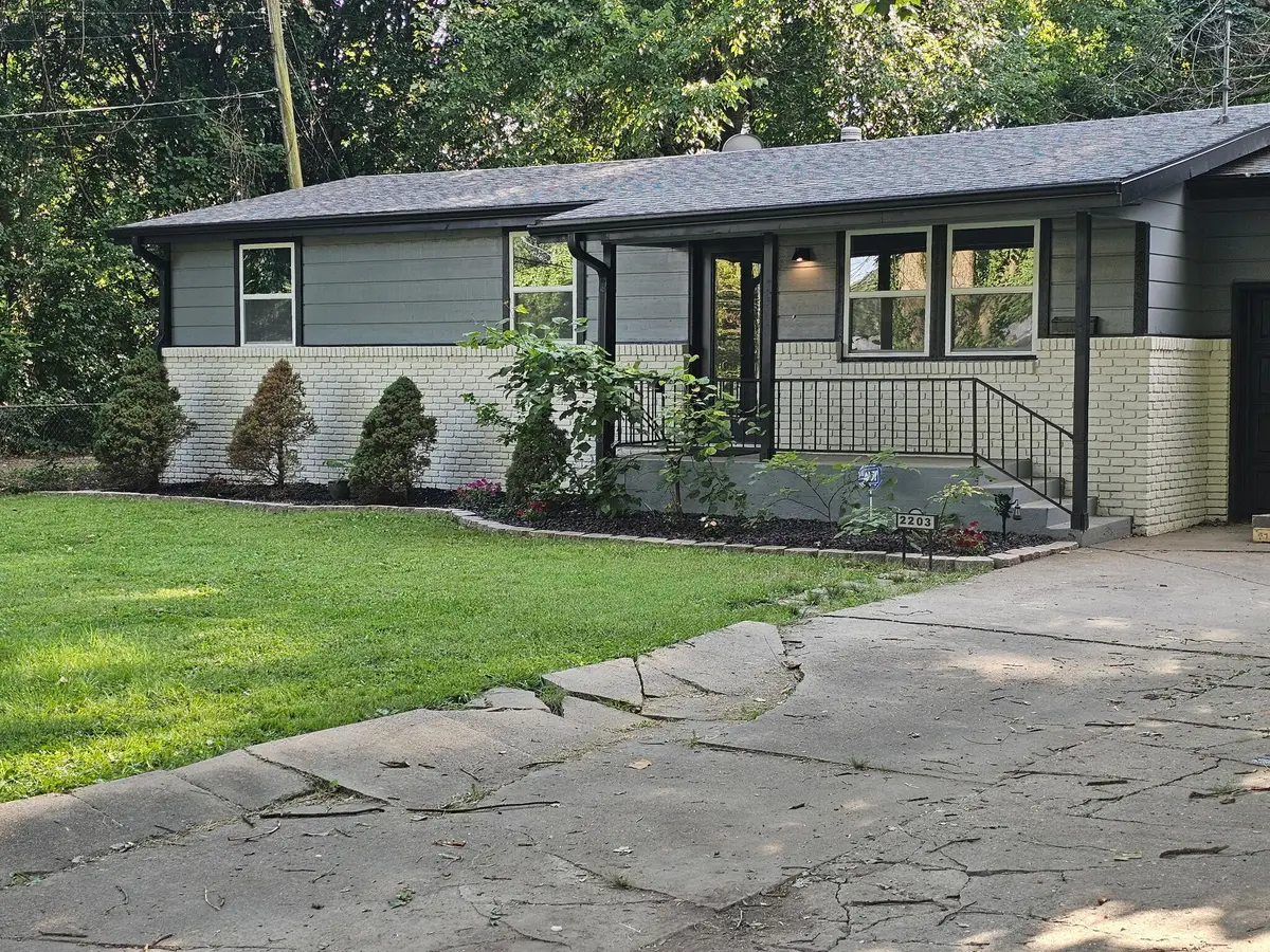 2203 N Kentwood Avenue, Springfield, MO 65803 - #1