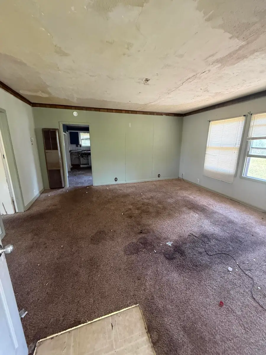 2123 Trenton Street, Joplin, MO 64801 - #2