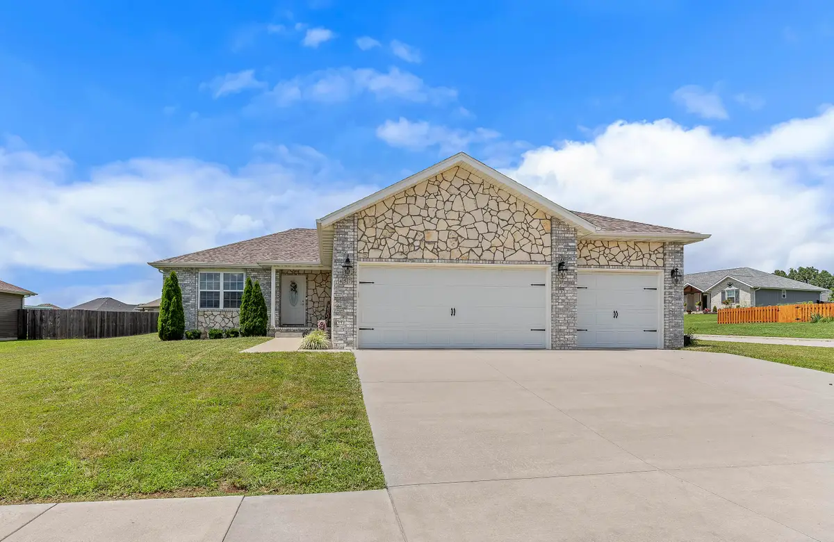 457 Little Avenue, Clever, MO 65631 - #1