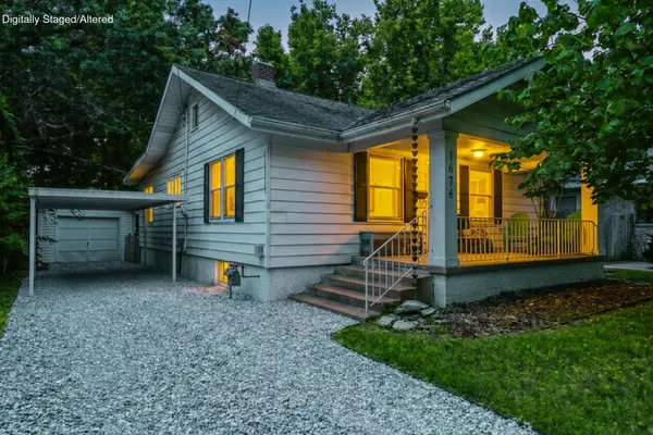 1676 E Lombard Street, Springfield, MO 65802