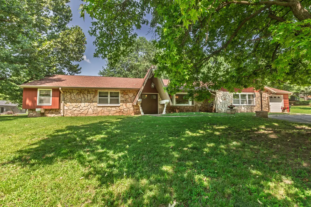 709 N High Street, Stockton, MO 65785 - #1
