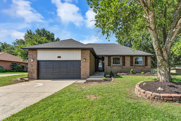 908 Domino Court, Nixa, MO 65714