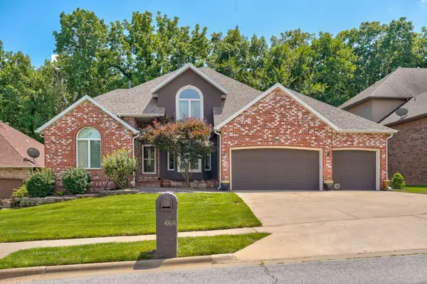 4868 E Utica Street, Springfield, MO 65809