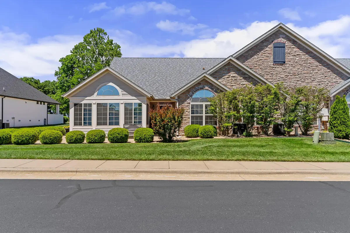 3810 E Cherry Street #104, Springfield, MO 65809 - #1