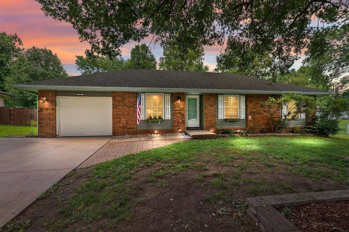 107 N Drenda Avenue, Republic, MO 65738 - #1