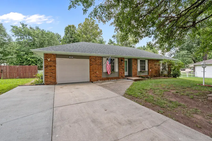 107 N Drenda Avenue, Republic, MO 65738 - #3