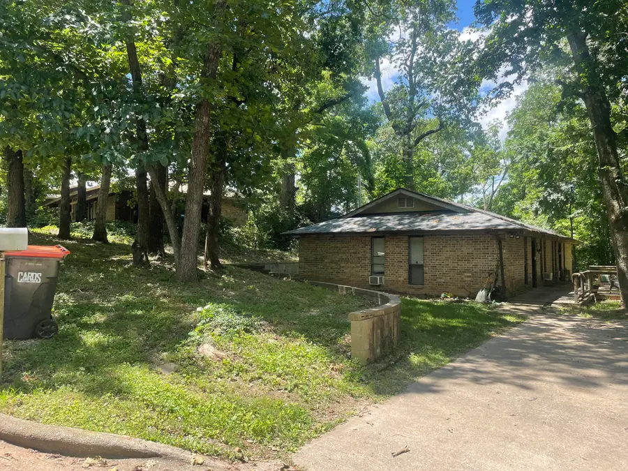 1410/1412 Cherry Street, Cassville, MO 65625 - #2