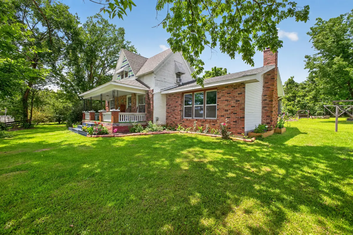 949 Long State Highway Y, Conway, MO 65632 - #1