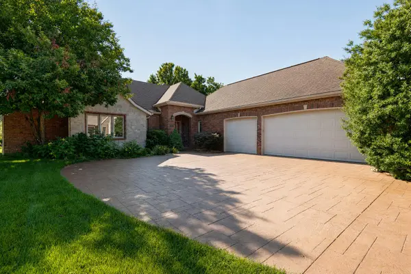 8650 Interlochen Drive, Nixa, MO 65714