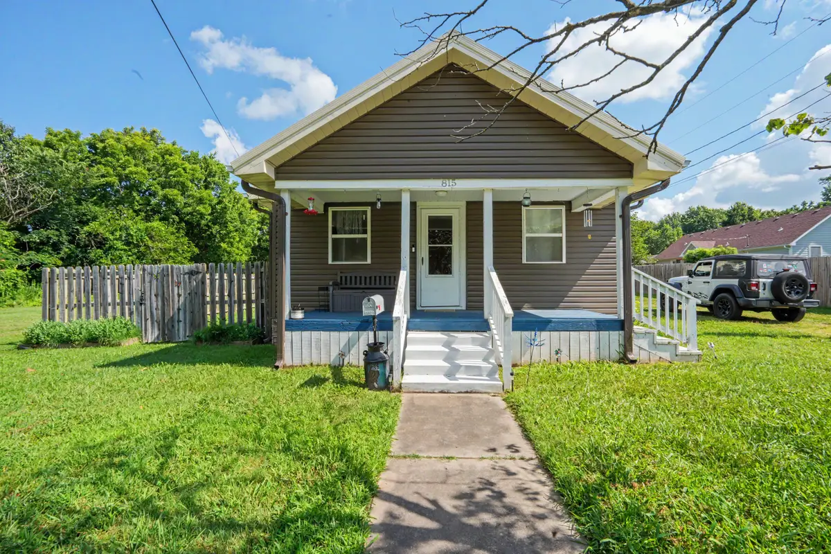 815 W Freeman Street, Bolivar, MO 65613 - #1