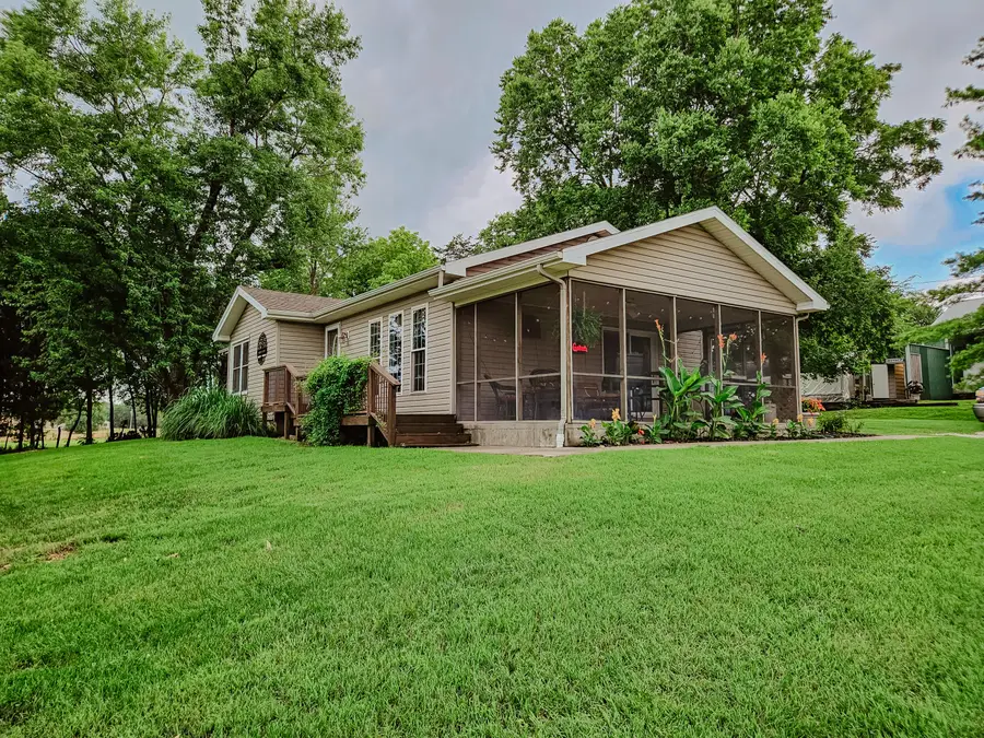 1157 E Dade 186, Ash Grove, MO 65604 - #3