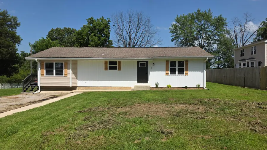 1318 N College Street, West Plains, MO 65775 - #2