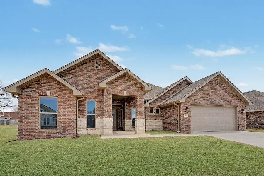 907 Silver Oaks Drive, Carl Junction, MO 64834 - #2