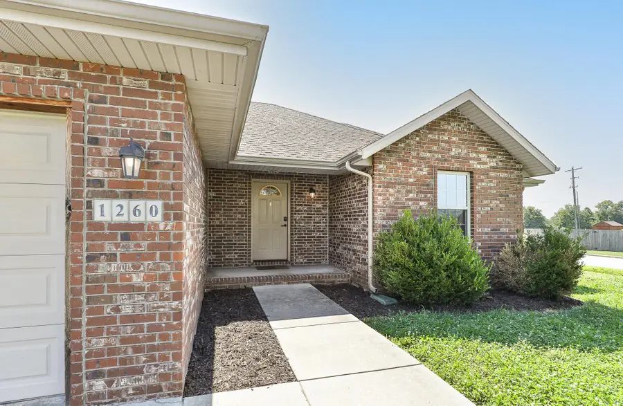 1260 S Strasbourg Avenue, Springfield, MO 65802 - #3
