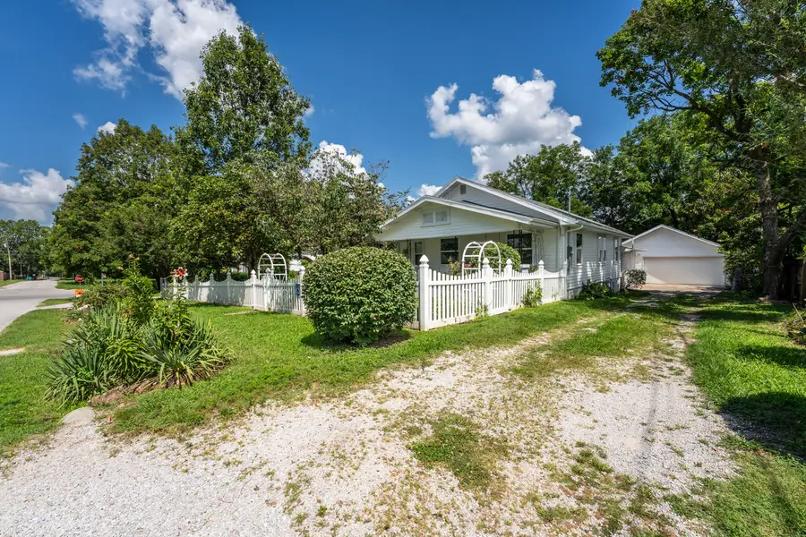 921 W Turner Street, Springfield, MO 65803 - #2