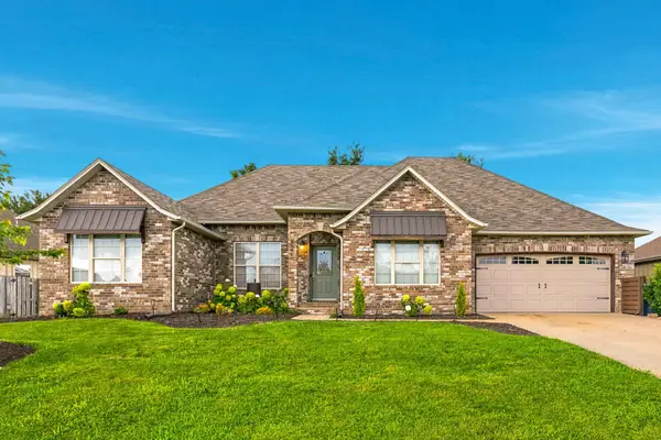 5606 N 11th Avenue, Ozark, MO 65721