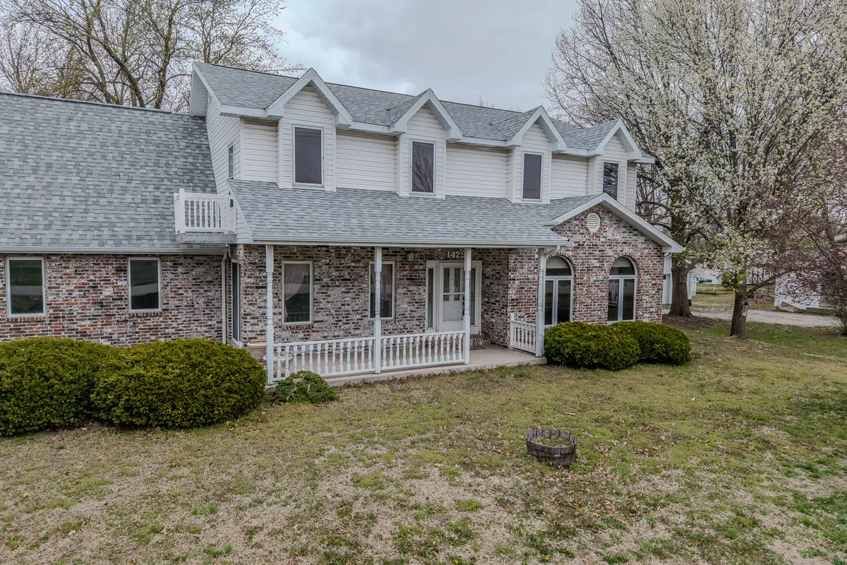 1429 W Locust Street, Bolivar, MO 65613 - #1