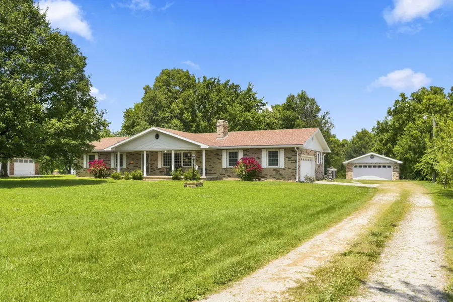 1659 W Dallas Street, Buffalo, MO 65622 - #2