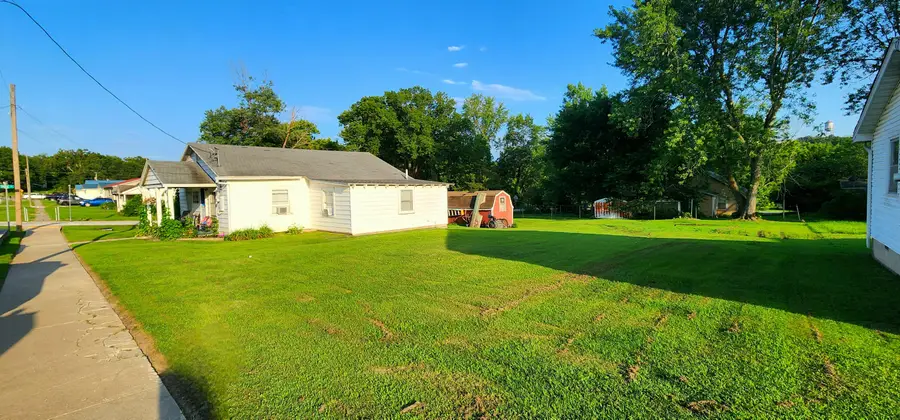 709 Elm Avenue, Ava, MO 65608 - #3
