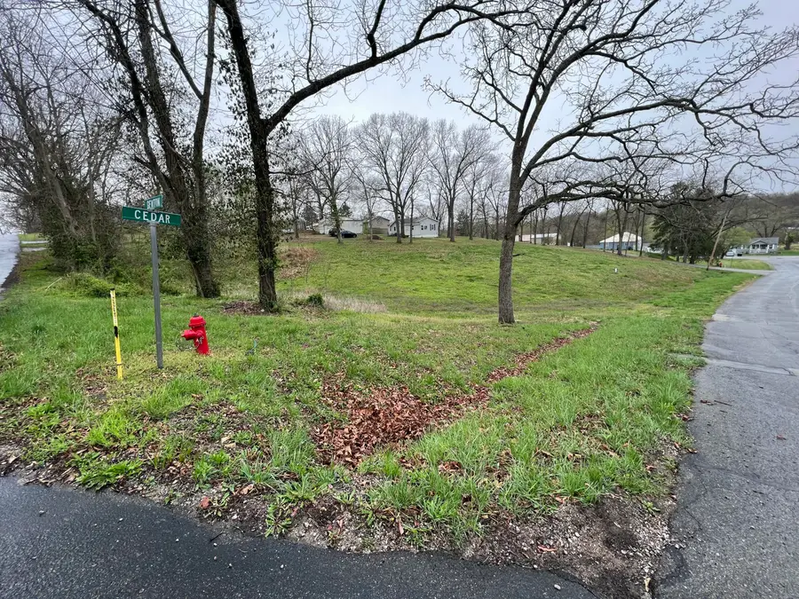 000 Benton Street, Warsaw, MO 65355 - #2