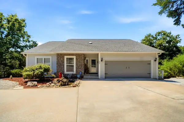 28 Whiterock Lane, Kimberling City, MO 65686