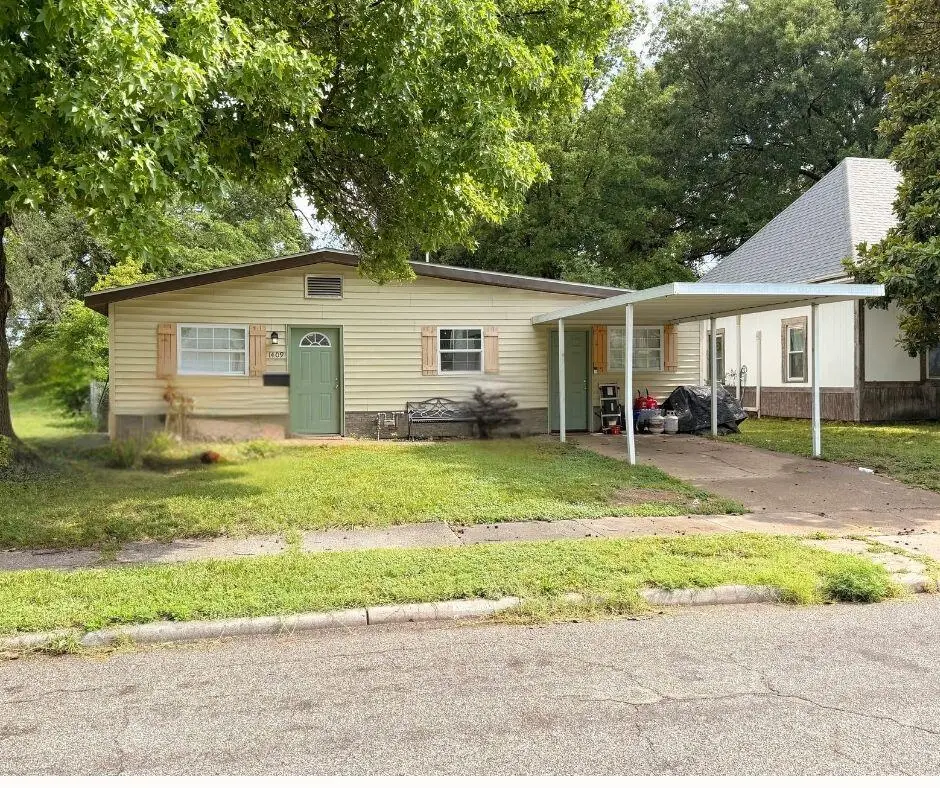 1409 W 9th Street, Joplin, MO 64801 - #1