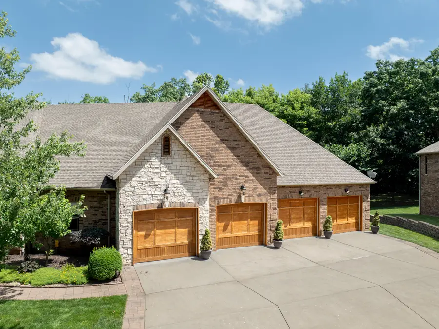 1418 E River Oaks Lane, Springfield, MO 65804 - #2