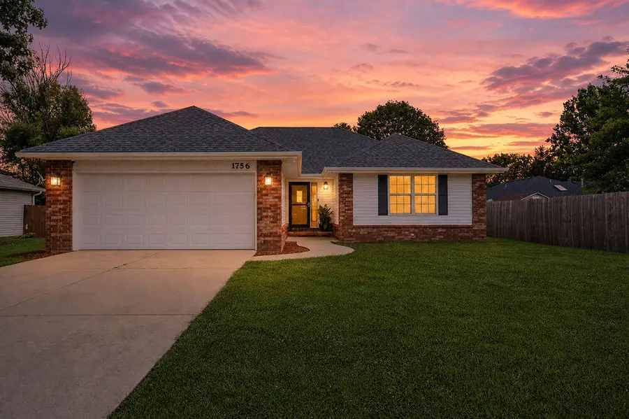 1756 S Miller Avenue, Springfield, MO 65802 - #3