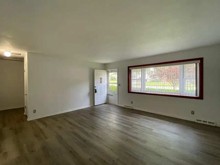 2716 E Linwood Street, Springfield, MO 65804 - #2