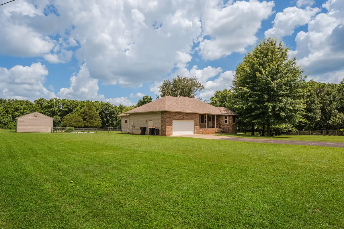 1482 N Osburn Lane, Nixa, MO 65714 - #1