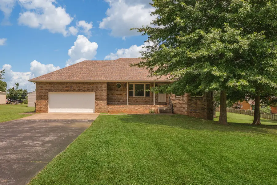 1482 N Osburn Lane, Nixa, MO 65714 - #3