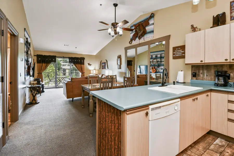 32 Golfshores Drive #Apt 20, Branson, MO 65616 - #3