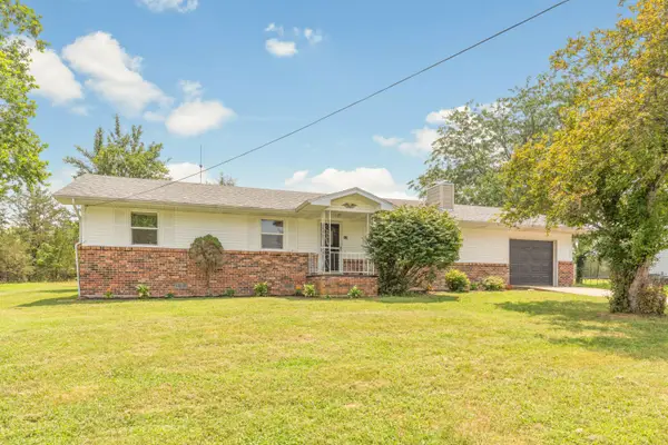 425 Wayland Drive, Forsyth, MO 65653