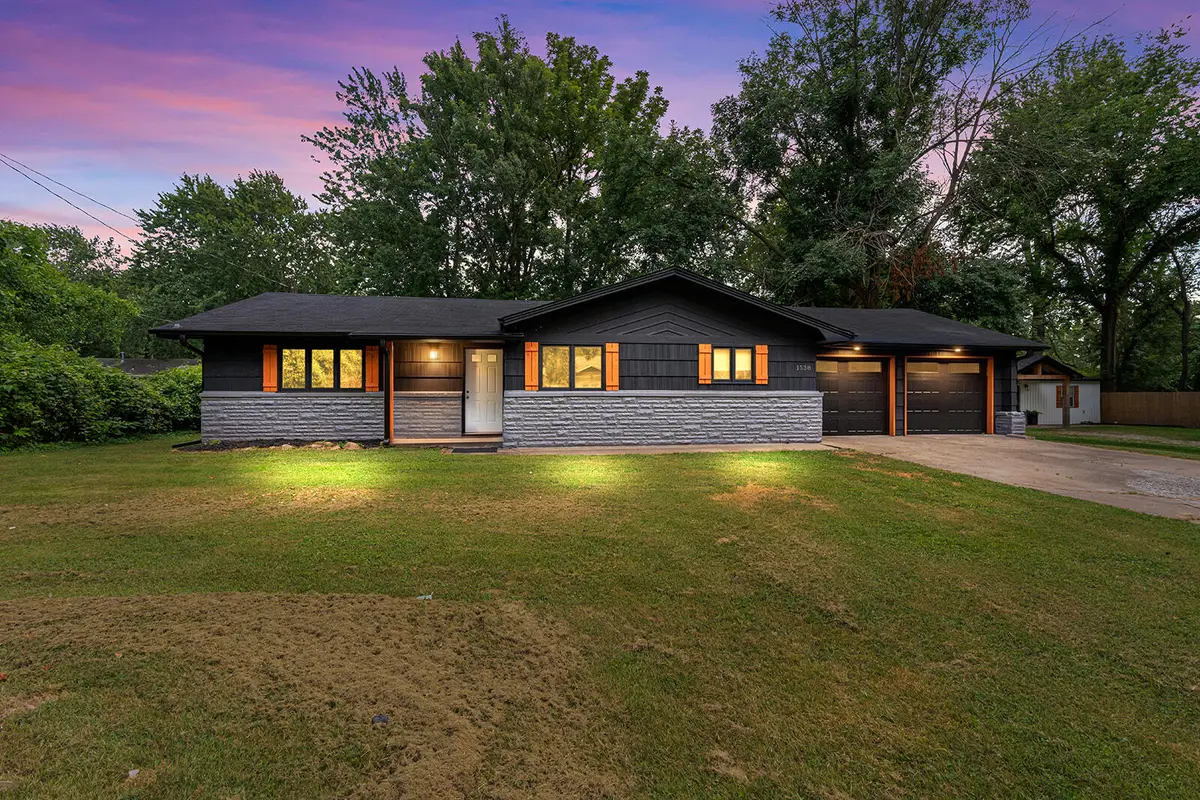 1538 E Lindberg Street, Springfield, MO 65804 - #1