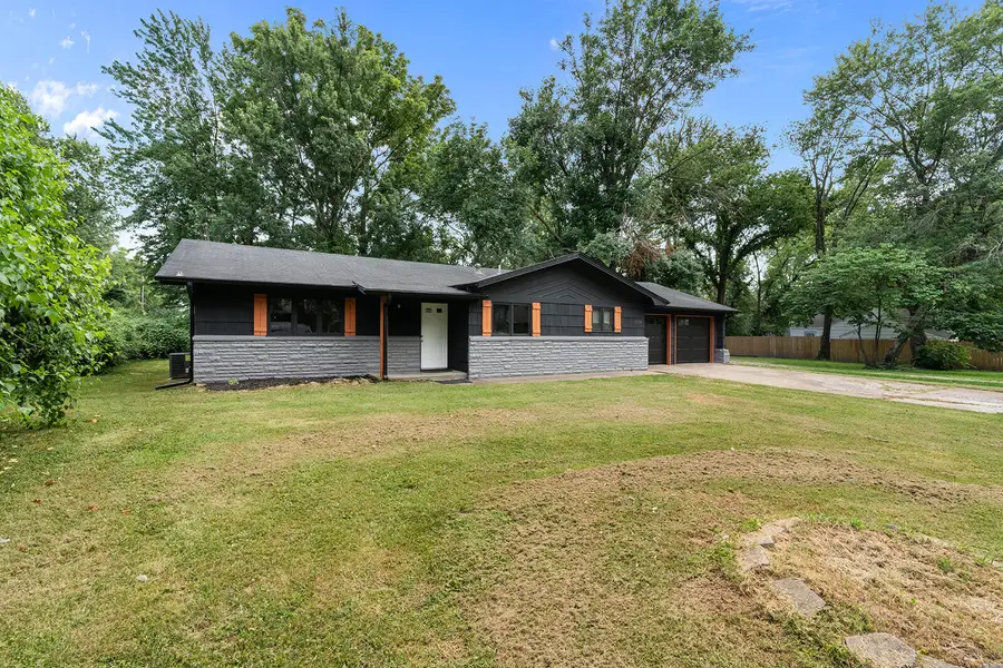 1538 E Lindberg Street, Springfield, MO 65804 - #3