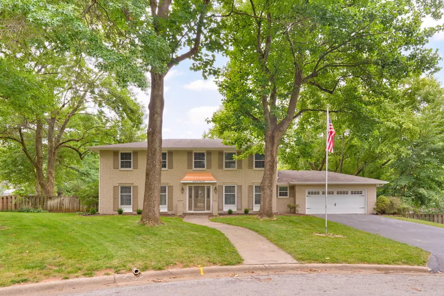 2435 E Michelle Place, Springfield, MO 65804 - #3