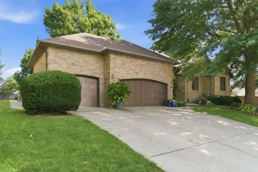 3955 E Eastmoor Street, Springfield, MO 65809 - #3