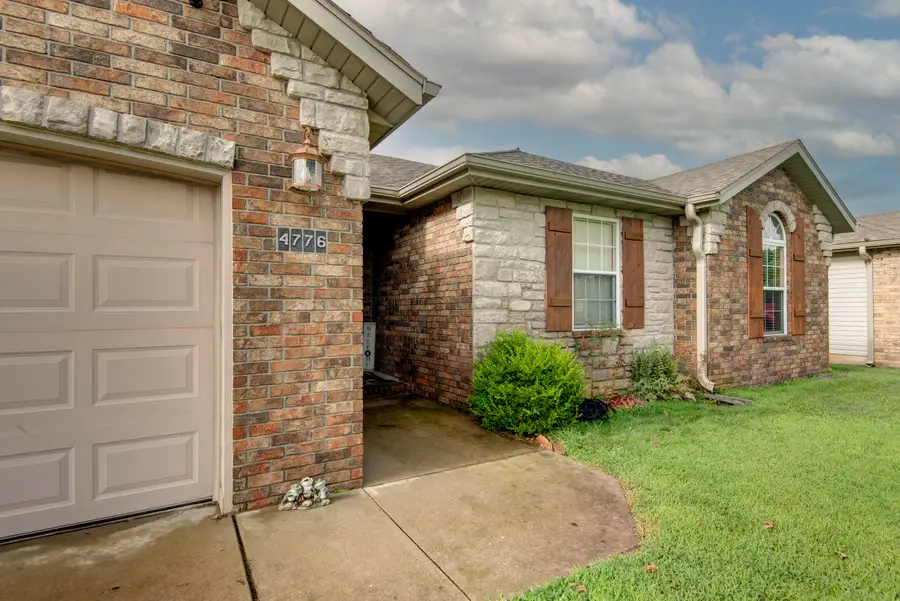 4776 W Stanford Street, Springfield, MO 65802 - #3