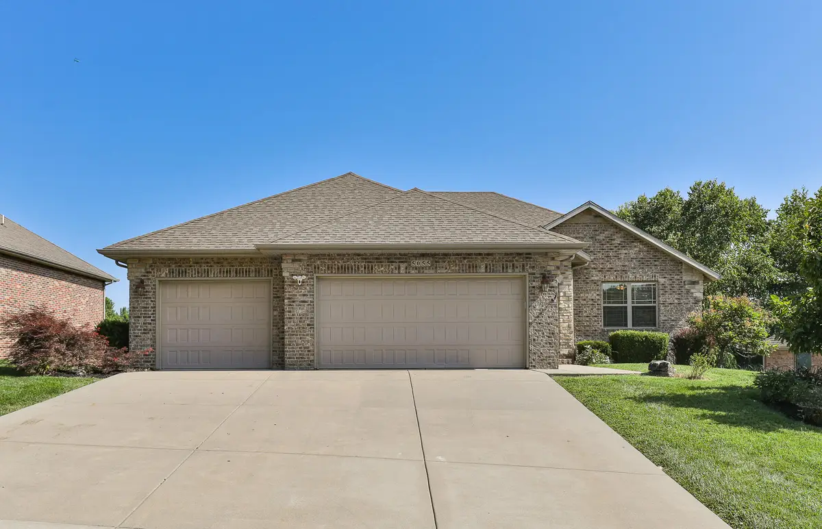 5055 E Farm Road 122, Springfield, MO 65802 - #1