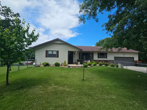 119 Vancil Street, Pineville, MO 64856