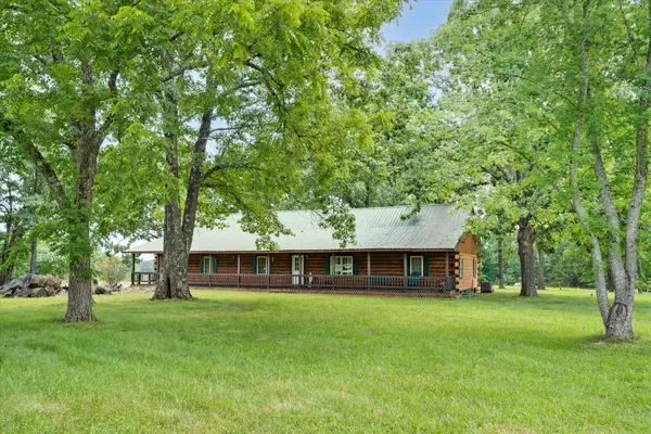 688 Stevens Road, Garrison, MO 65657