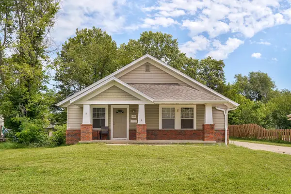 1935 W Atlantic Street, Springfield, MO 65803