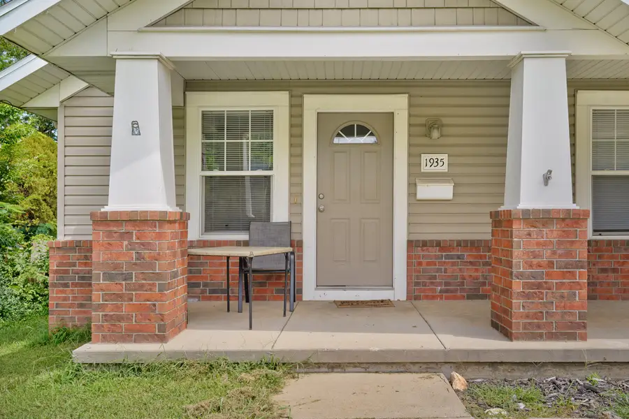 1935 W Atlantic Street, Springfield, MO 65803 - #3