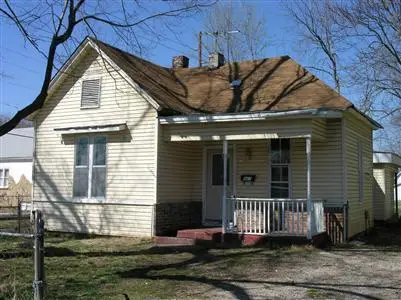 1013 N Lyon Avenue, Springfield, MO 65802 - #2