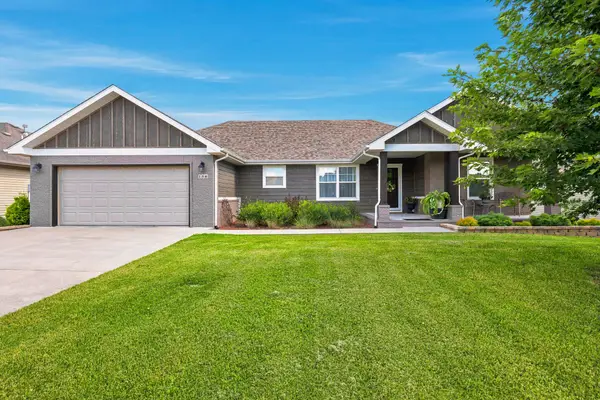 150 Lace Bark Avenue, Rogersville, MO 65742